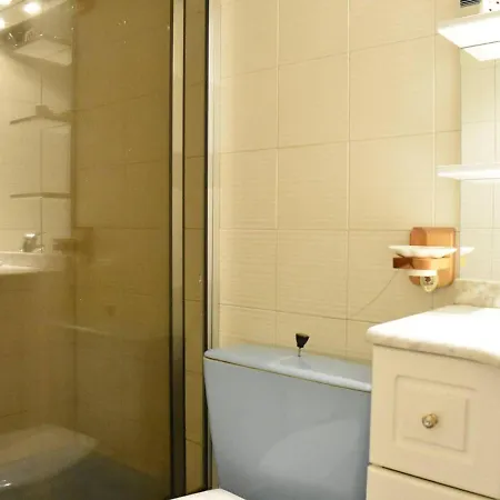 Appartement Cosy à 150m Des Pistes Et Proches Commerces - - Fr-1-180-51 Méribel